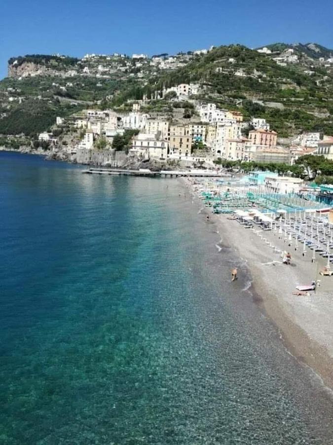 Апартаменти Amalfi Coast Palace In Мінорі Екстер'єр фото